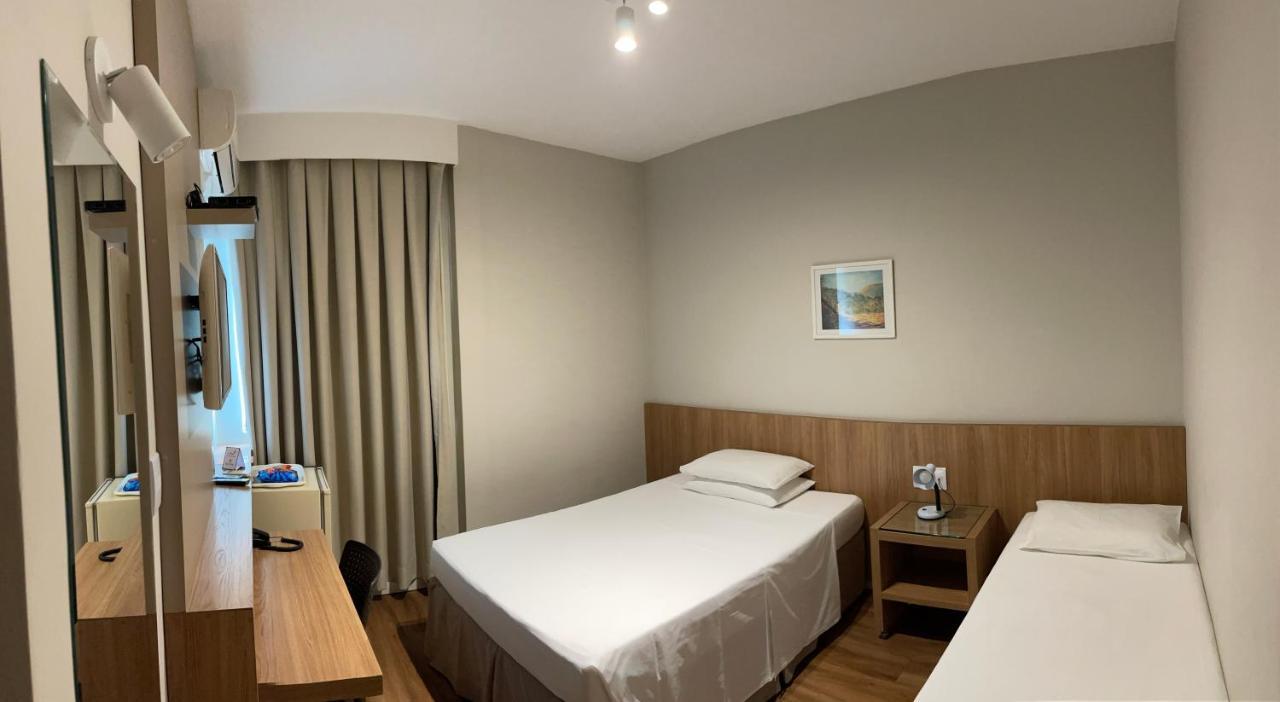 Real Hotel Sete Lagoas Exteriör bild